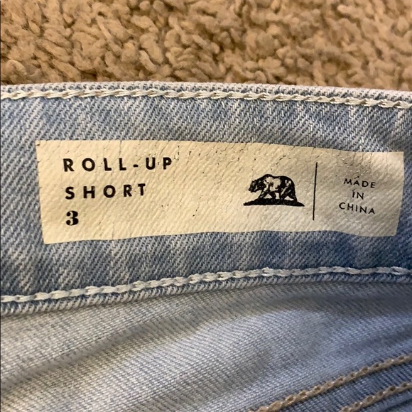 Bullhead Denim shorts Size 3, really cool look - Picture 4 of 7